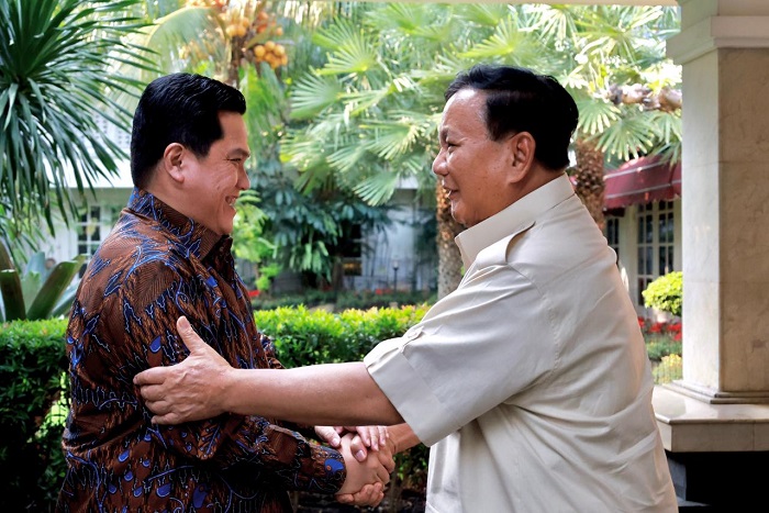 Menteri Pertahanan Prabowo Subianto bersama menteri BUMN Erick Thohir. (Dok. Kemhan.go.id)
