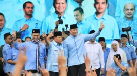 Calon Presiden nomor urut dua Prabowo Subianto menghadiri acara Ndaru Bersholawat 