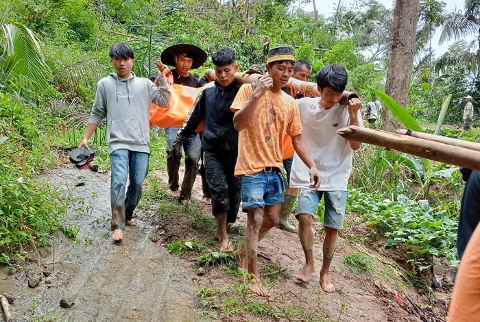 14 orang meninggal dunia akibat tertimbun tanah longsor di Kabupaten Tana Toraja, Provinsi Sulawesi Selatan. (DOk. BPBD Kab. Tana Toraja)